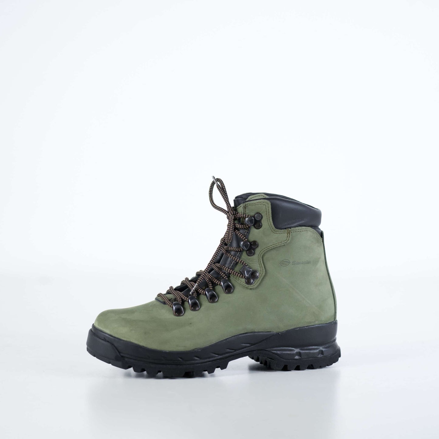 5531 Firtree Hiking Boots