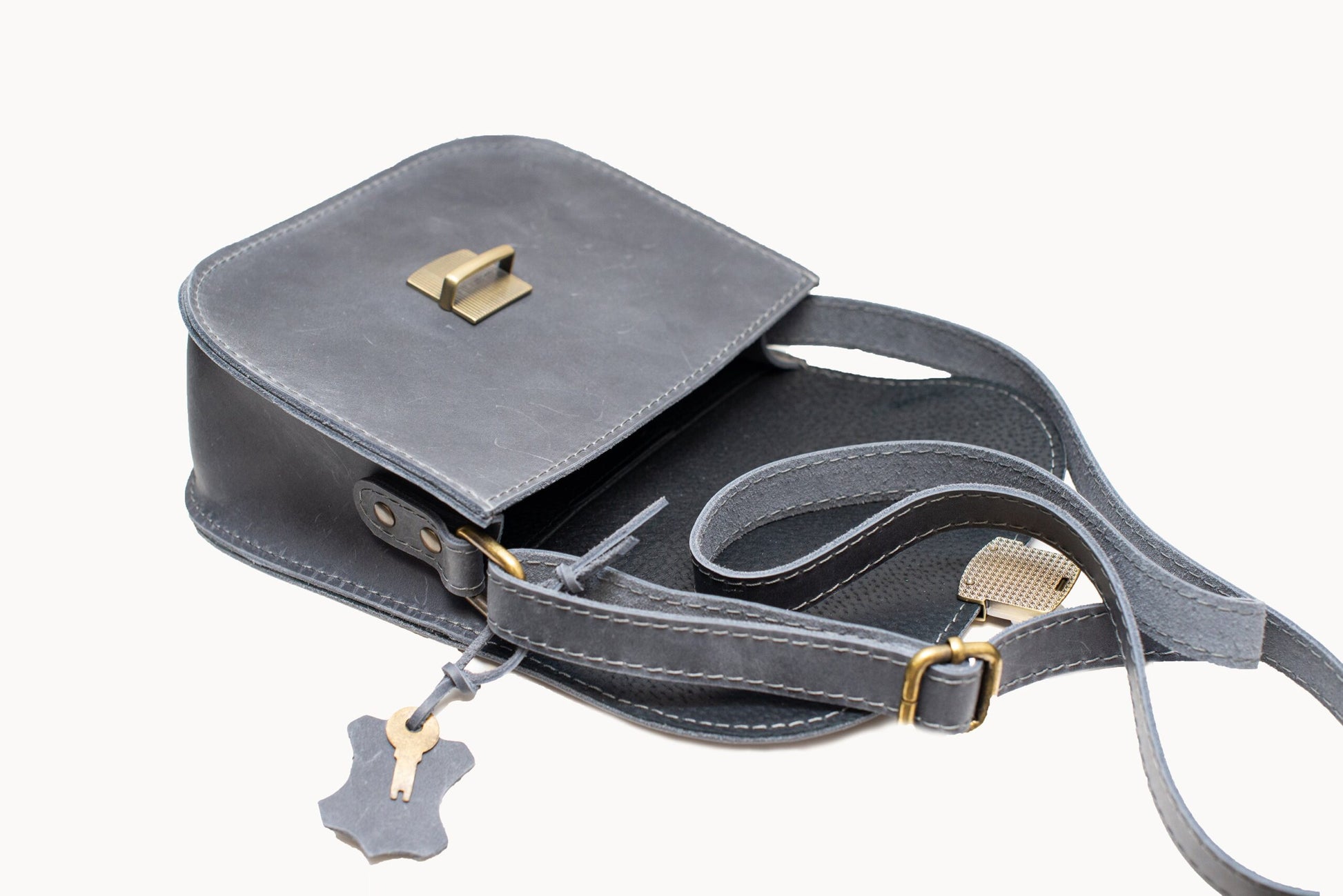 Natural Leather Saddle Bag Medium – Grey